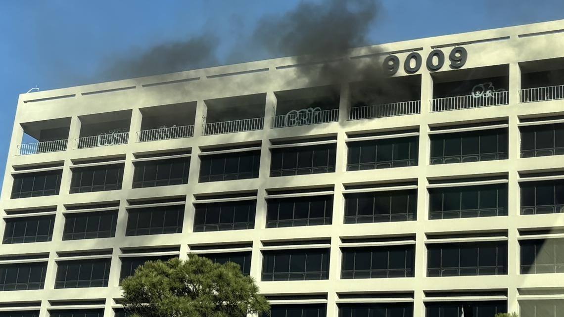 HFD: Firefighter treated for 'medical event' during 2-alarm fire in West Loop area