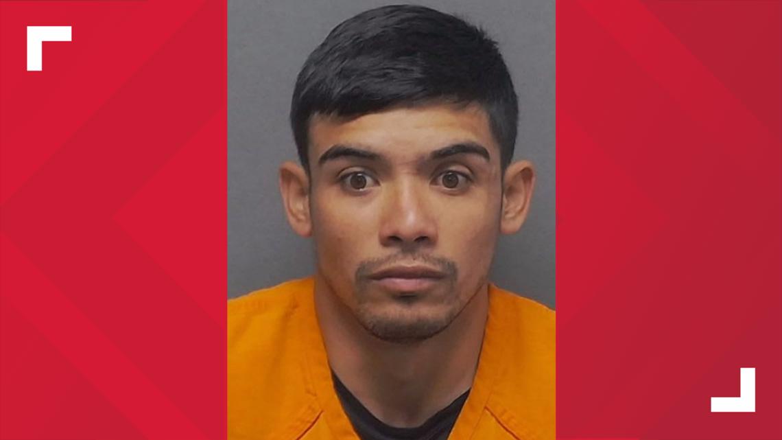 Man arrested after high-speed chase in Bexar County reveals suspected human smuggling operation