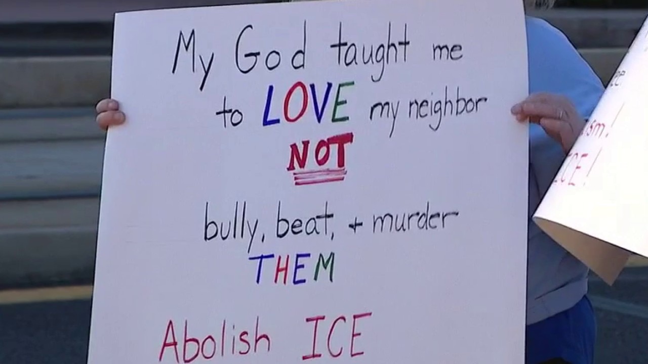 Interfaith leaders honor life of Alex Pretti