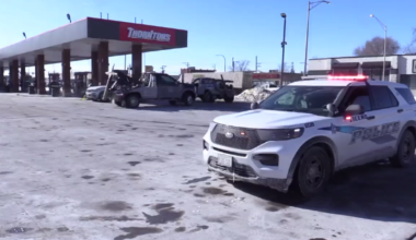 2 men injured, 1 by gunfire, in fight in Cicero, Illinois