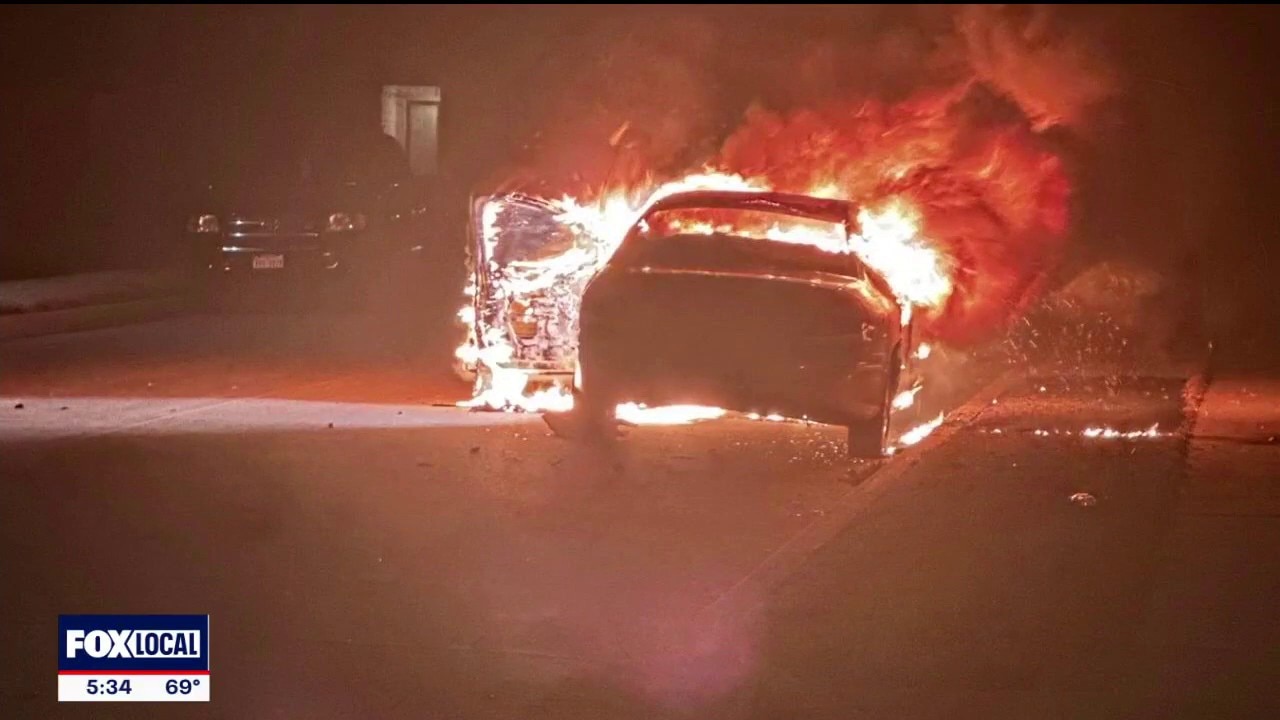 Video shows series of vehicle fires set in Fort Worth