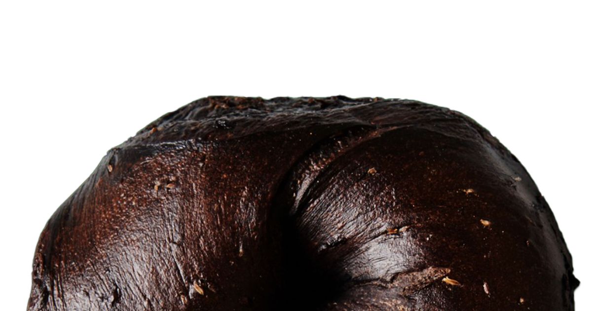 Why Pumpernickel Bagels Are Disappearing From NYC Shops
