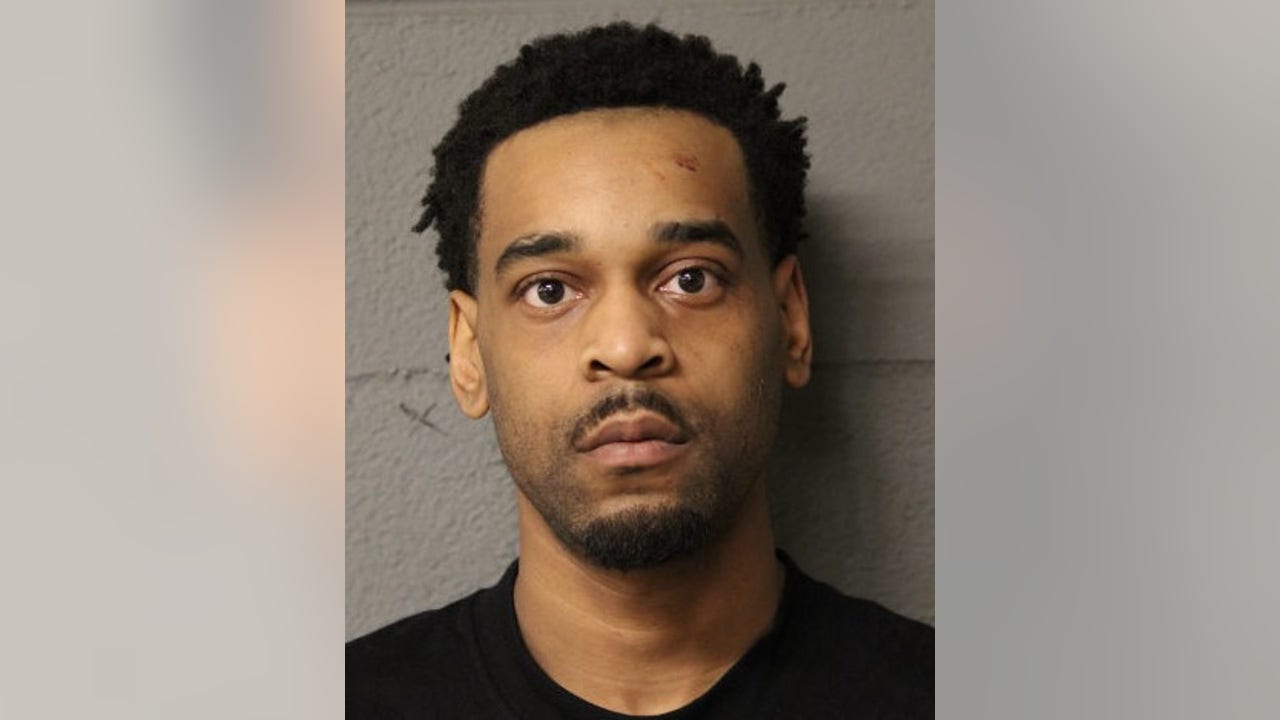 Chicago man charged in deadly shooting of 2 people, sheriff says