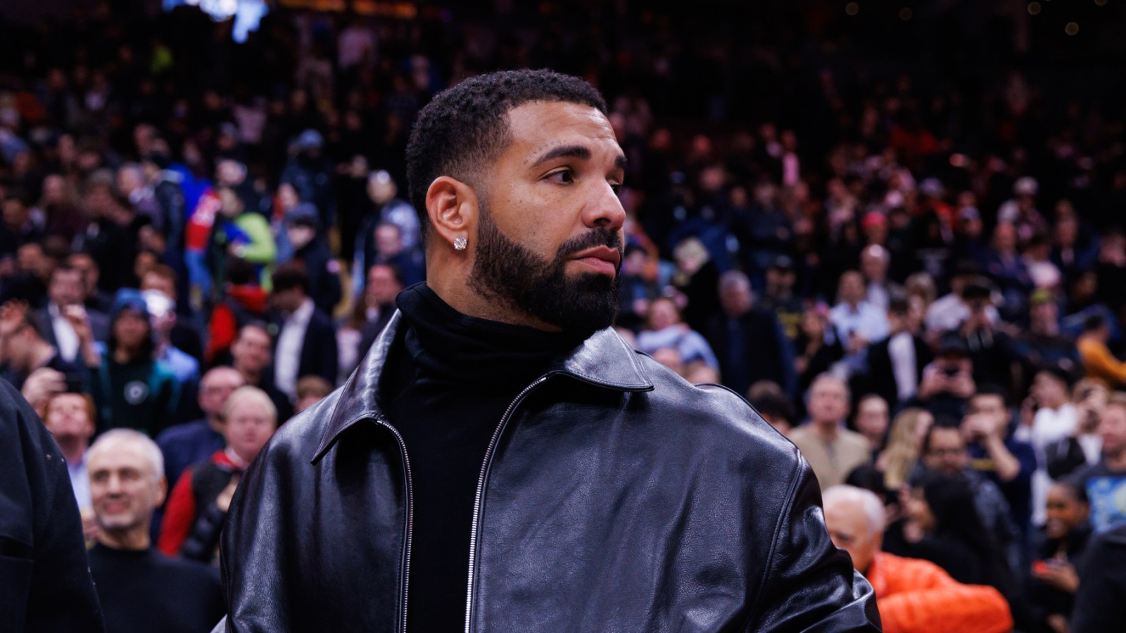 Drake Used Online Casino Money for Artificial Streams, Lawsuit Claims