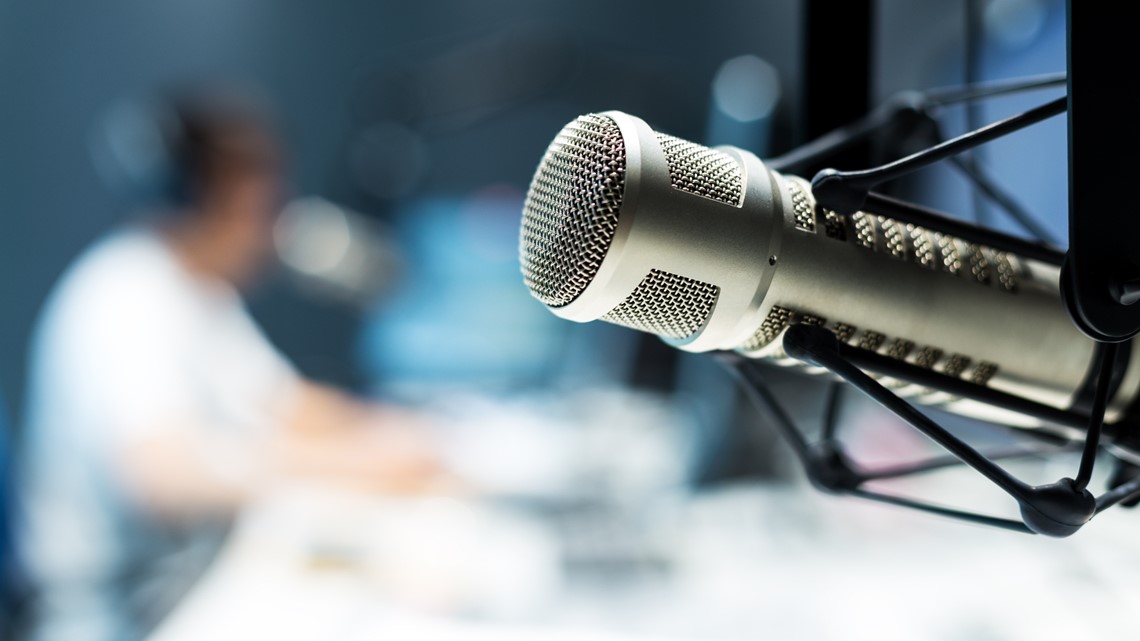 Radio legend leaving station after more than 30 years in Denver