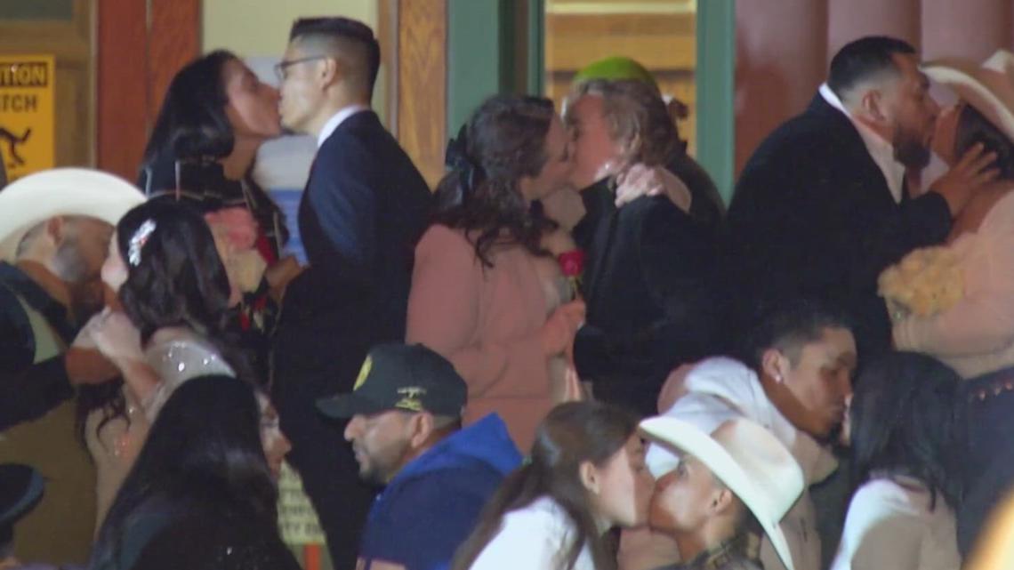 Say “I Do” for free this Valentine’s Day at the Bexar County Courthouse