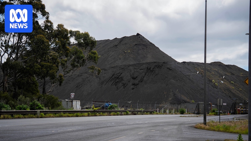 Tasmania takes control of ore stockpile after Liberty Bell Bay defaults on $20 million loan