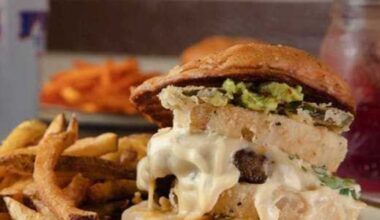 Fort Worth burger giant Fred's to debut new cafe in Crowley