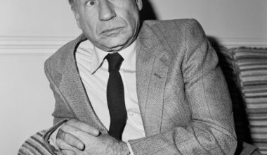 Hollywooden Hiding of Jewish Lost Property