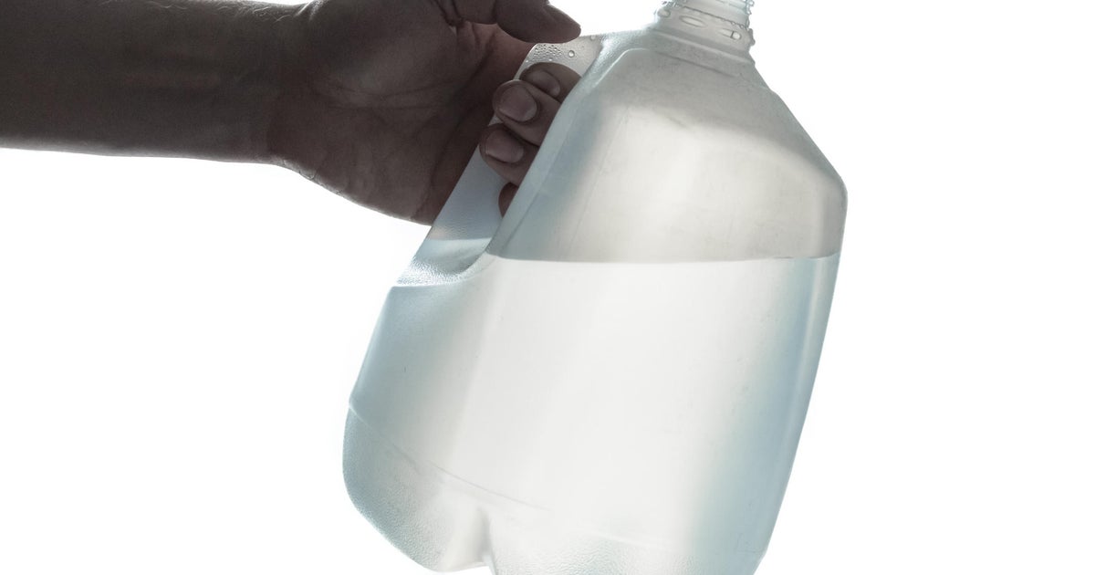 Over 38,000 gallons of distilled water recalled in 6 states including Illinois, Indiana