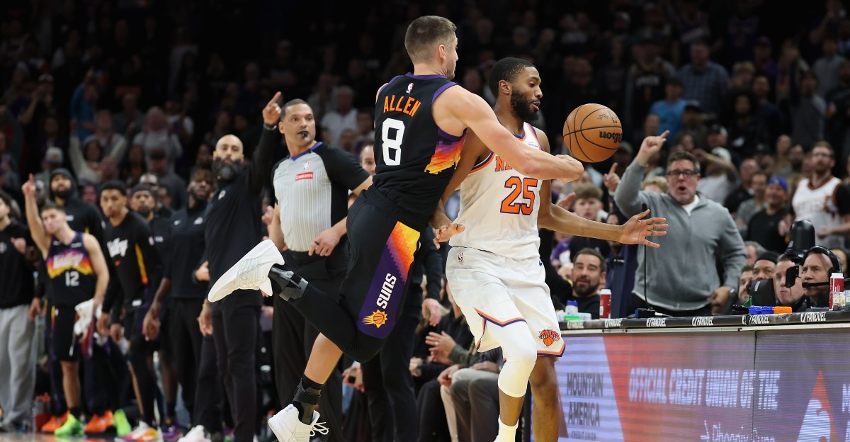 Game Recap: Phoenix Suns hold on late to beat New York Knicks 112-107