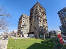 Daylight, ultrawide cameras: Oppo Find X9 Pro - 15mm, f/2.0, ISO 64, 1/200s (4096x3072px) - Honor Magic8 Pro vs. Oppo Find X9 Pro vs. vivo X300 Pro