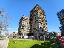 Daylight, ultrawide cameras: vivo X300 Pro - 15mm, f/2.0, ISO 56, 1/100s (4080x3060px) - Honor Magic8 Pro vs. Oppo Find X9 Pro vs. vivo X300 Pro