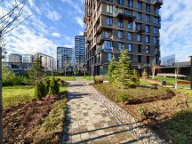 Daylight, ultrawide cameras: vivo X300 Pro - 15mm, f/2.0, ISO 69, 1/100s (4080x3060px) - Honor Magic8 Pro vs. Oppo Find X9 Pro vs. vivo X300 Pro