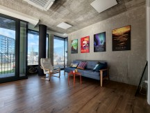 Daylight, ultrawide cameras: vivo X300 Pro - 15mm, f/2.0, ISO 370, 1/100s (4080x3060px) - Honor Magic8 Pro vs. Oppo Find X9 Pro vs. vivo X300 Pro