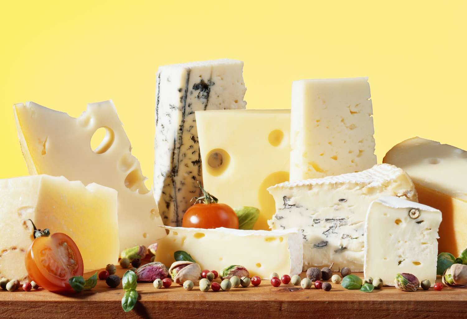 The 8 Healthiest Cheeses to Buy, According to Registered Dietitians