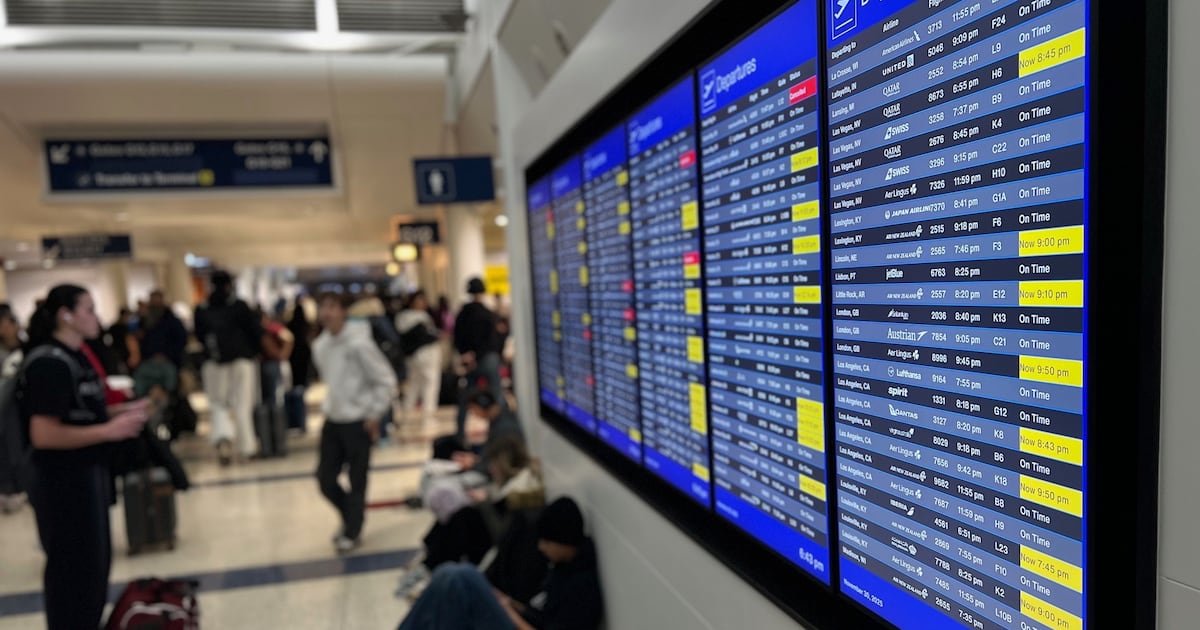Winter weather causes flight delays at JIA – Action News Jax