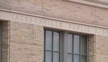 Jacksonville city librarian attacked downtown by woman experiencing homelessness – Action News Jax