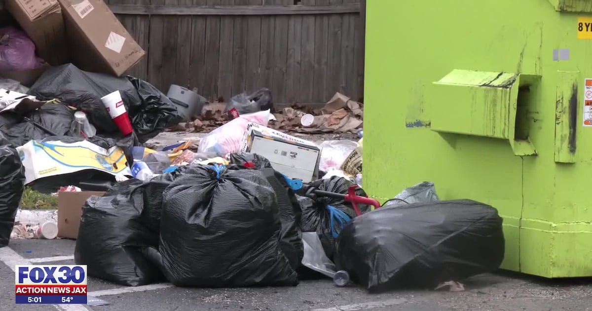 Residents in Clay County apartments upset over trash not being picked up for weeks  – Action News Jax