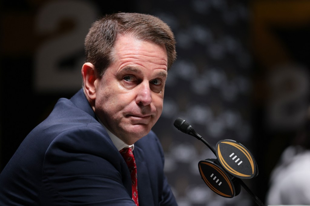 Indiana Hoosiers head coach Curt Cignetti speaks at CFP Media Day.
