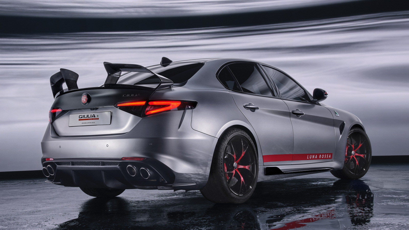 Alfa Romeo Giulia Quadrifoglio Gets Yet Another Special Edition, But This Time It Has A Weird Wing