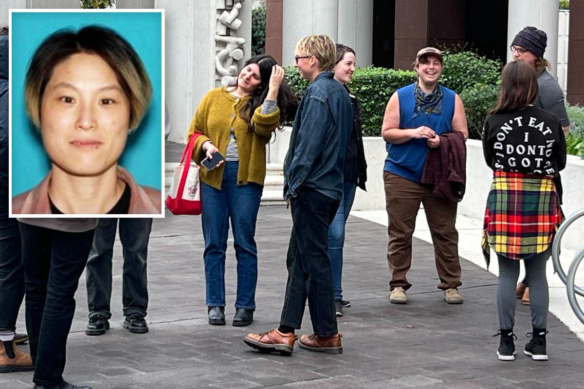 LA terror plot suspect pleads not guilty as supporter blows kiss