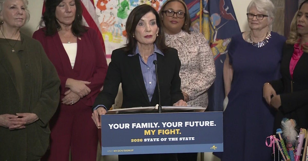 N.Y. Gov. Kathy Hochul reacts to President Trump's funding cut threats: "We'll see you in court"