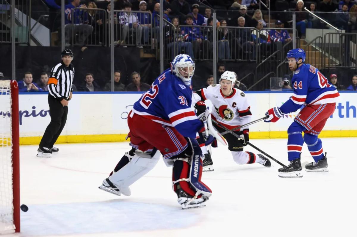 Jonathan Quick gets pulled again in latest Rangers disaster