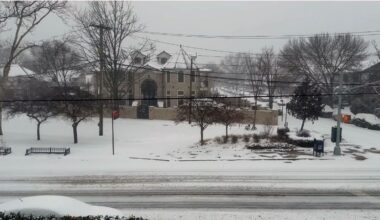 A photo of snow in Fresh Meadows, Queens Sunday morning.