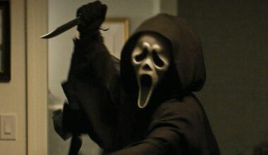 Ghostface Slashes Into New 'Scream 7' Image