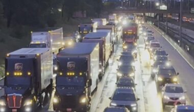 Crash shuts down eastbound lanes of Eisenhower Expressway; injuries reported