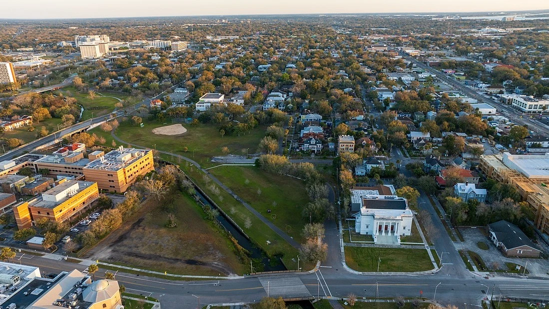 Aerial view of Springfield in Jacksonville, a top city for homebuyers.