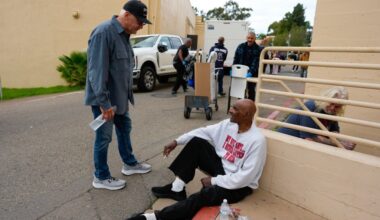 Flooding forces hundreds out of a San Diego homeless shelter