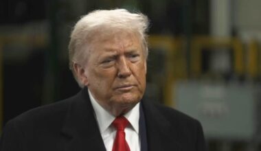 Trump warns U.S. "will take very strong action" if Iran hangs protesters