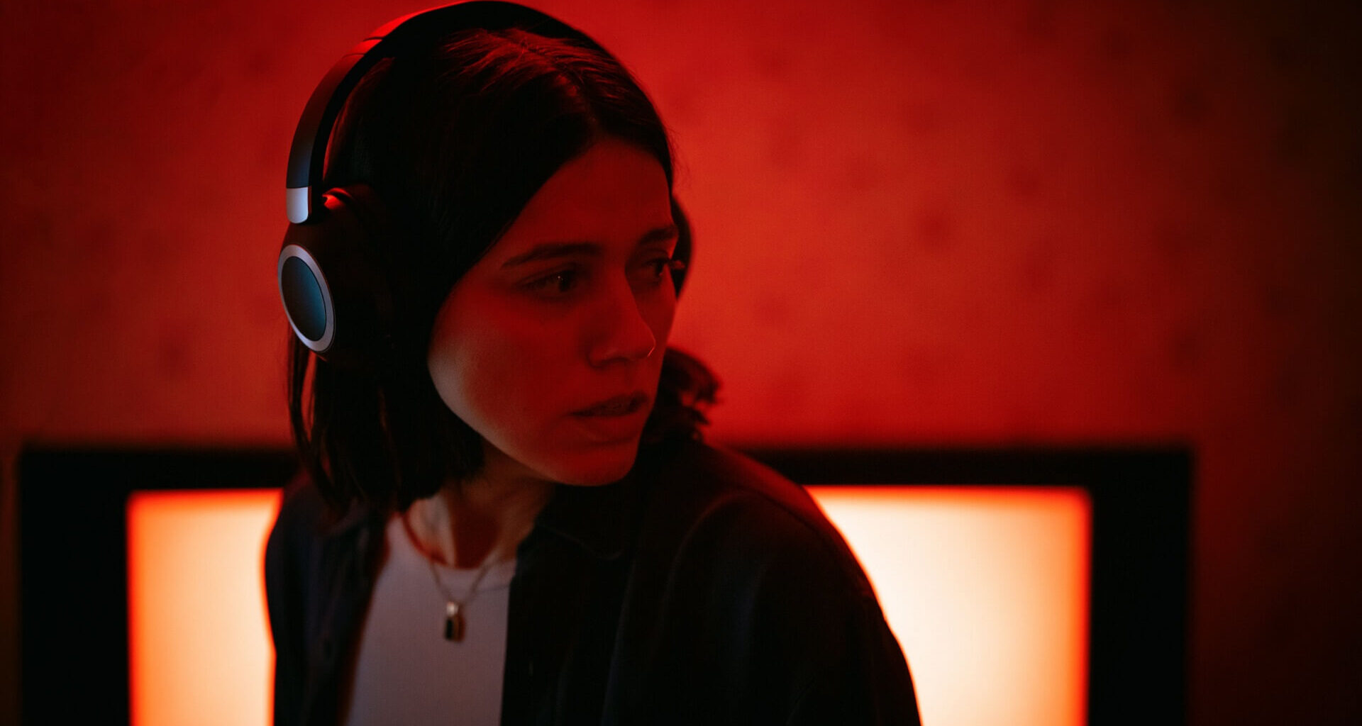 Podcasts get their own The Ring in the trailer for A24's Undertone