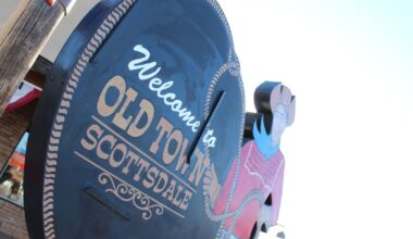 Scottsdale mayor calls special meeting to discuss Old Town tourism