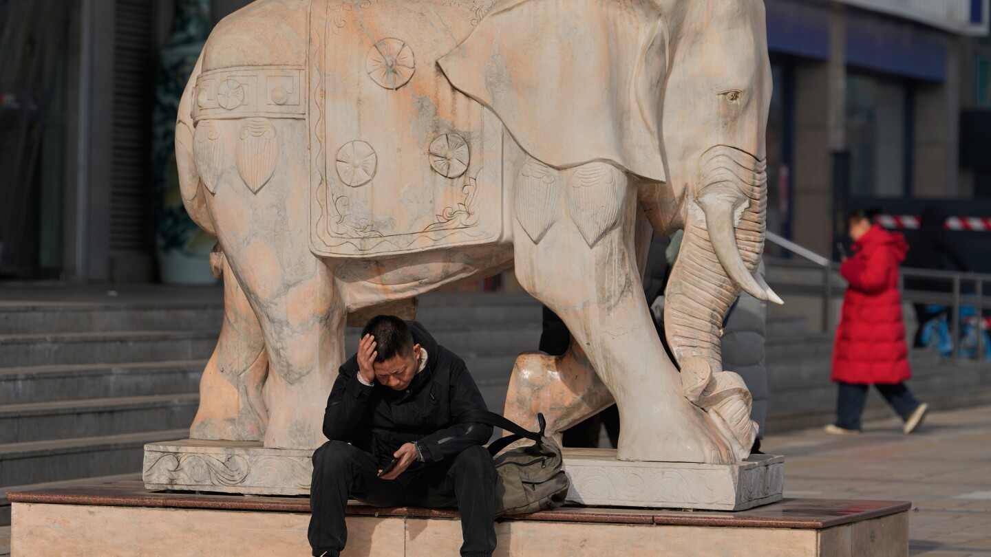 App allows young Chinese living alone to check in, offer proof they're not dead