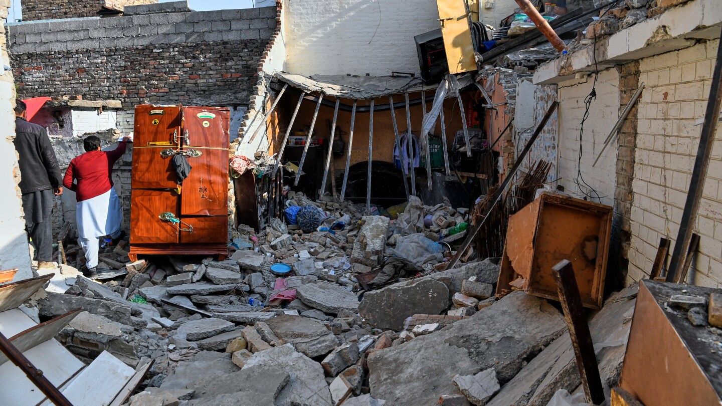 Bride and groom among 8 killed in gas cylinder blast at wedding in Pakistan’s capital