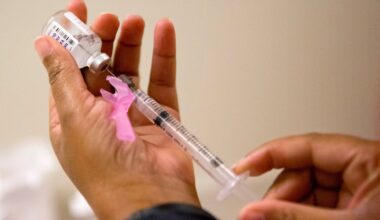 US flu virus cases rise, CDC officials warn of severe season