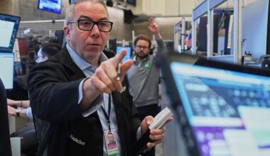 Wall Street's strong start to the year slows