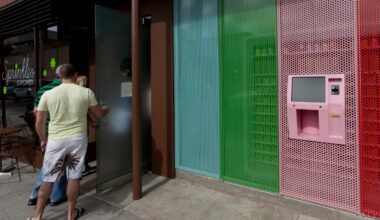 Sprinkles Cupcakes, company with iconic cupcake ATMs, shuts down