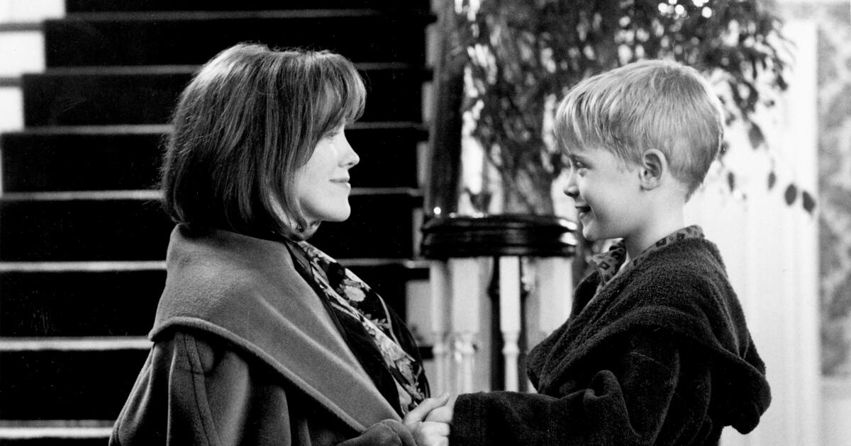 Macaulay Culkin mourns 'Home Alone' mom Catherine O'Hara
