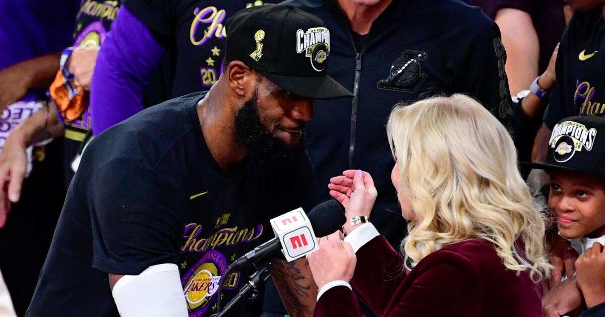 Lakers star LeBron James downplays reported rift with Jeanie Buss