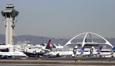 'Doomsday Plane' appearance at LAX sparks online worry