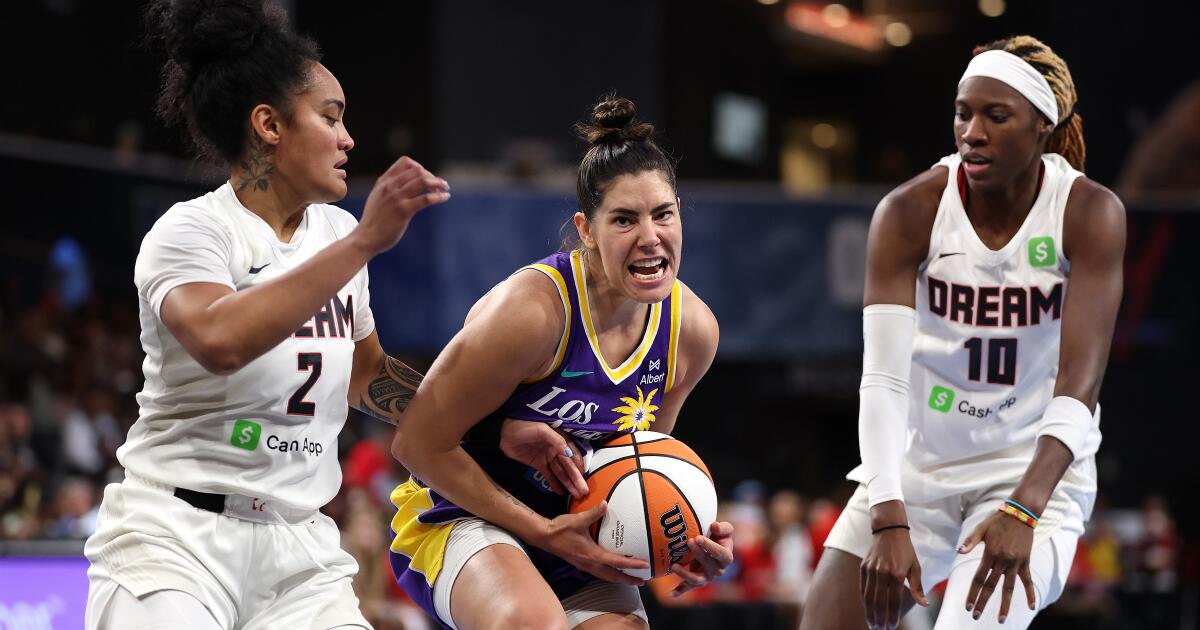 Fighting for a playoff spot, Sparks fall to the Dream