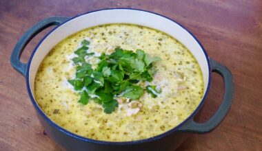 A quick and easy white chicken chili recipe