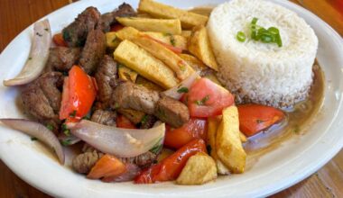 Best Peruvian restaurants with lomo saltado in Los Angeles