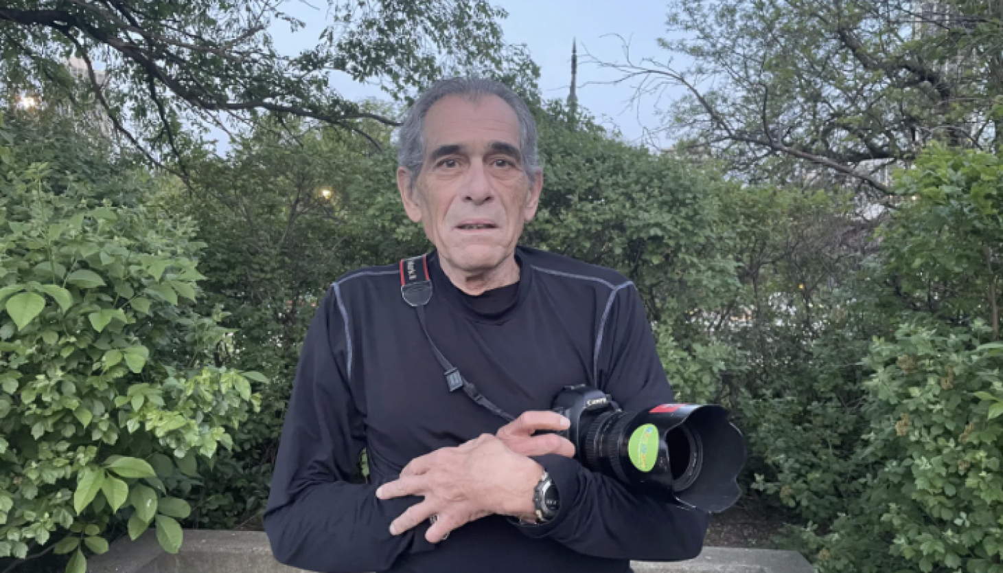 Peter Bella, Chicago police officer turned street photographer, dies at 72