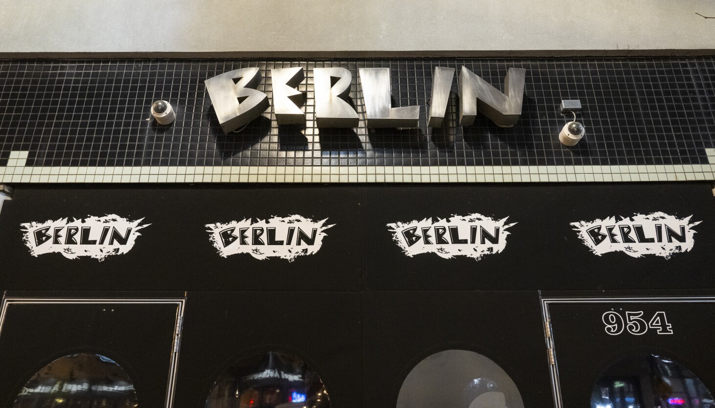 ‘It felt like a secret’: Remembering Chicago’s Berlin nightclub