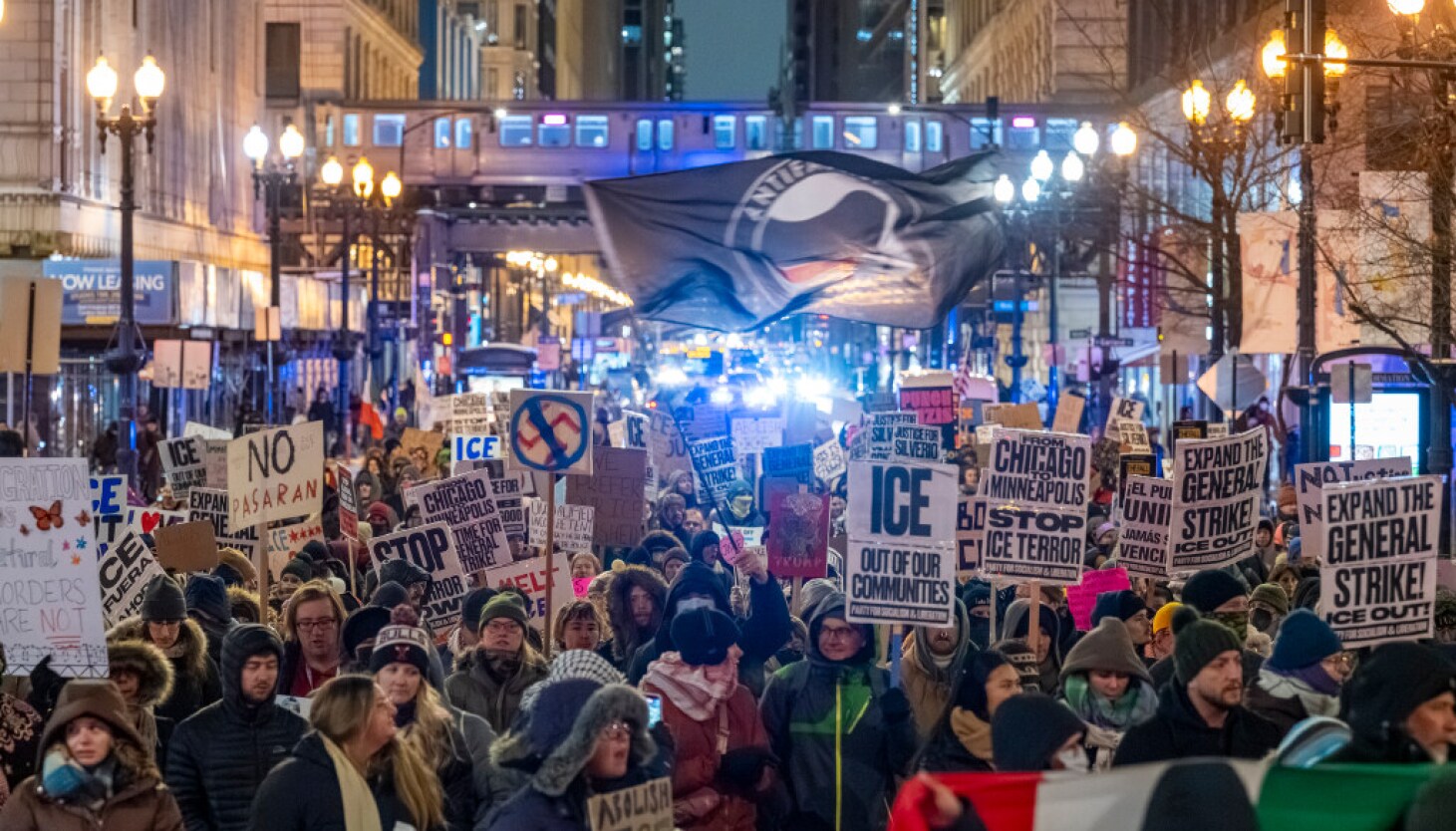 Chicagoans continue calls to abolish ICE as worry persists over feds' spring surge